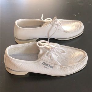 EUC Dexter Women’s Vintage Leather Bowling Shoes